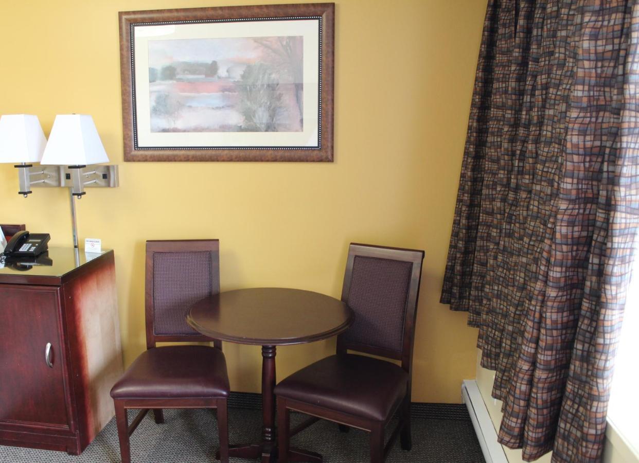 סודברי Imperial Fireside Inn מראה חיצוני תמונה