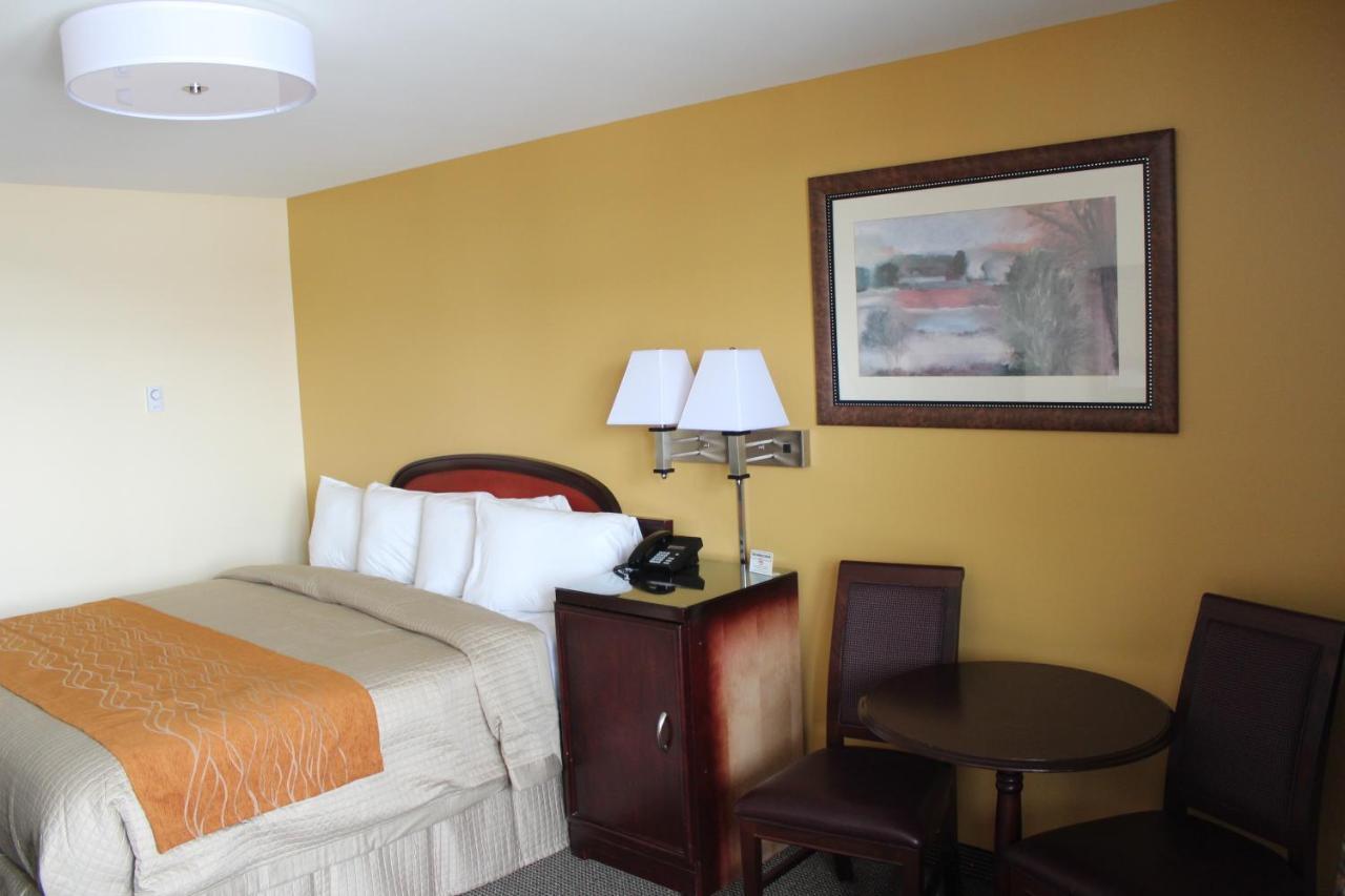 סודברי Imperial Fireside Inn מראה חיצוני תמונה