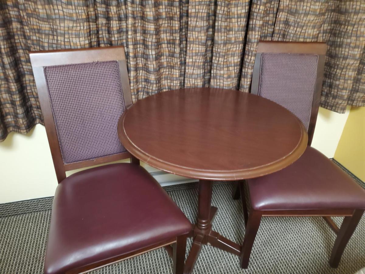 סודברי Imperial Fireside Inn מראה חיצוני תמונה